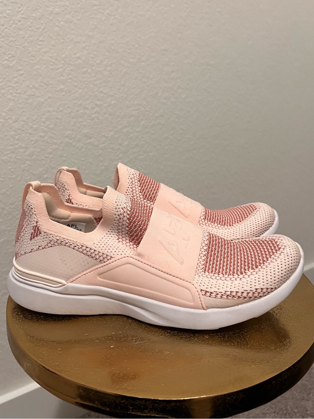 APL Techloom Bliss Knit Running Sneakers Pink 8